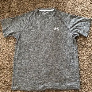 Loose fit under armour